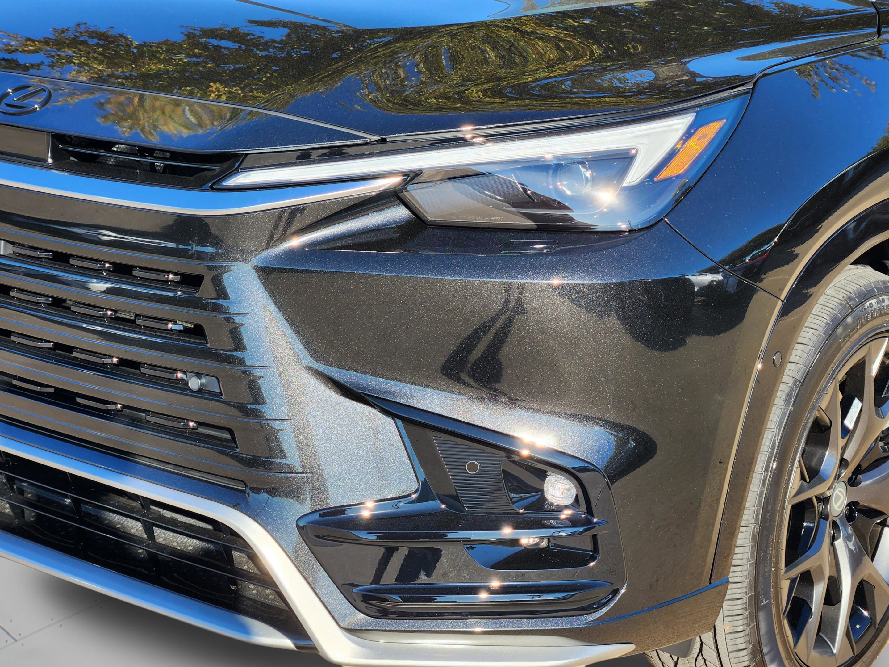 New 2026 Lexus TX 500h AWD image 5