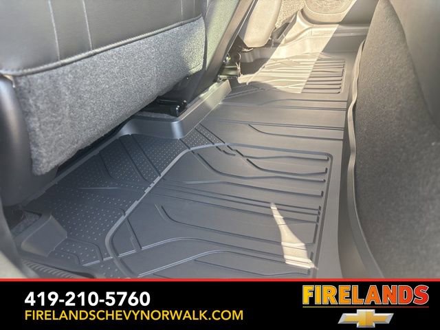 New 2025 Chevrolet Trax LT w/ Sunroof Package image 32