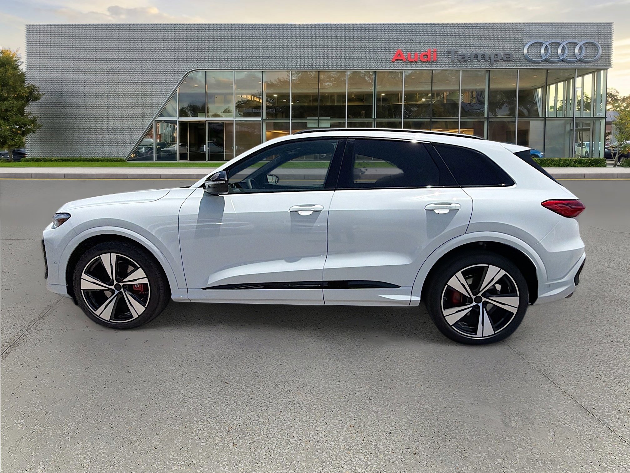 New 2026 Audi SQ5 Premium Plus AWD/4WD image 6
