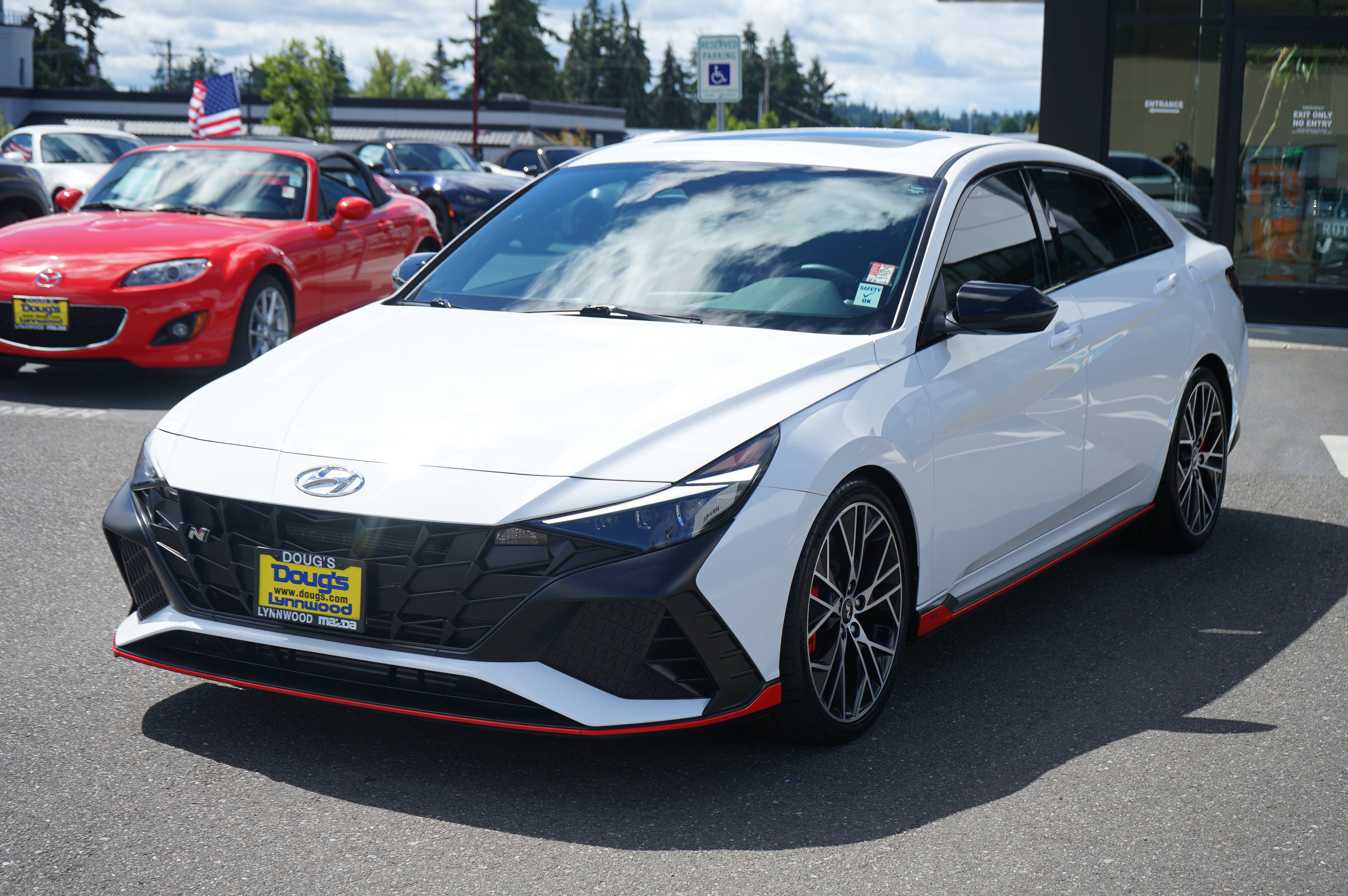Used 2023 Hyundai Elantra N FWD image 7