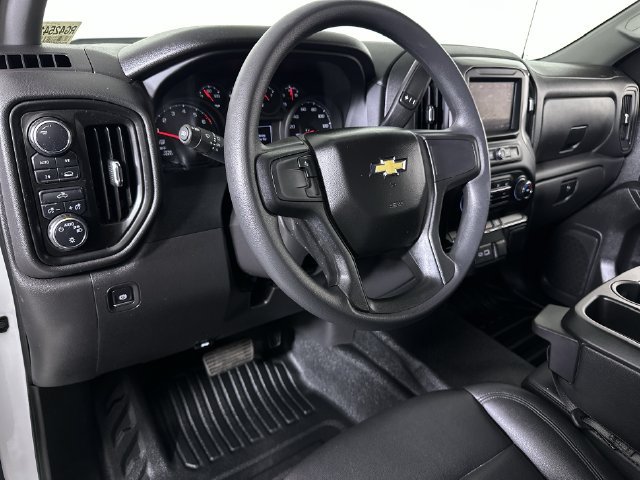 Used 2024 Chevrolet Silverado 1500 W/T w/ Trailering Package AWD/4WD image 10