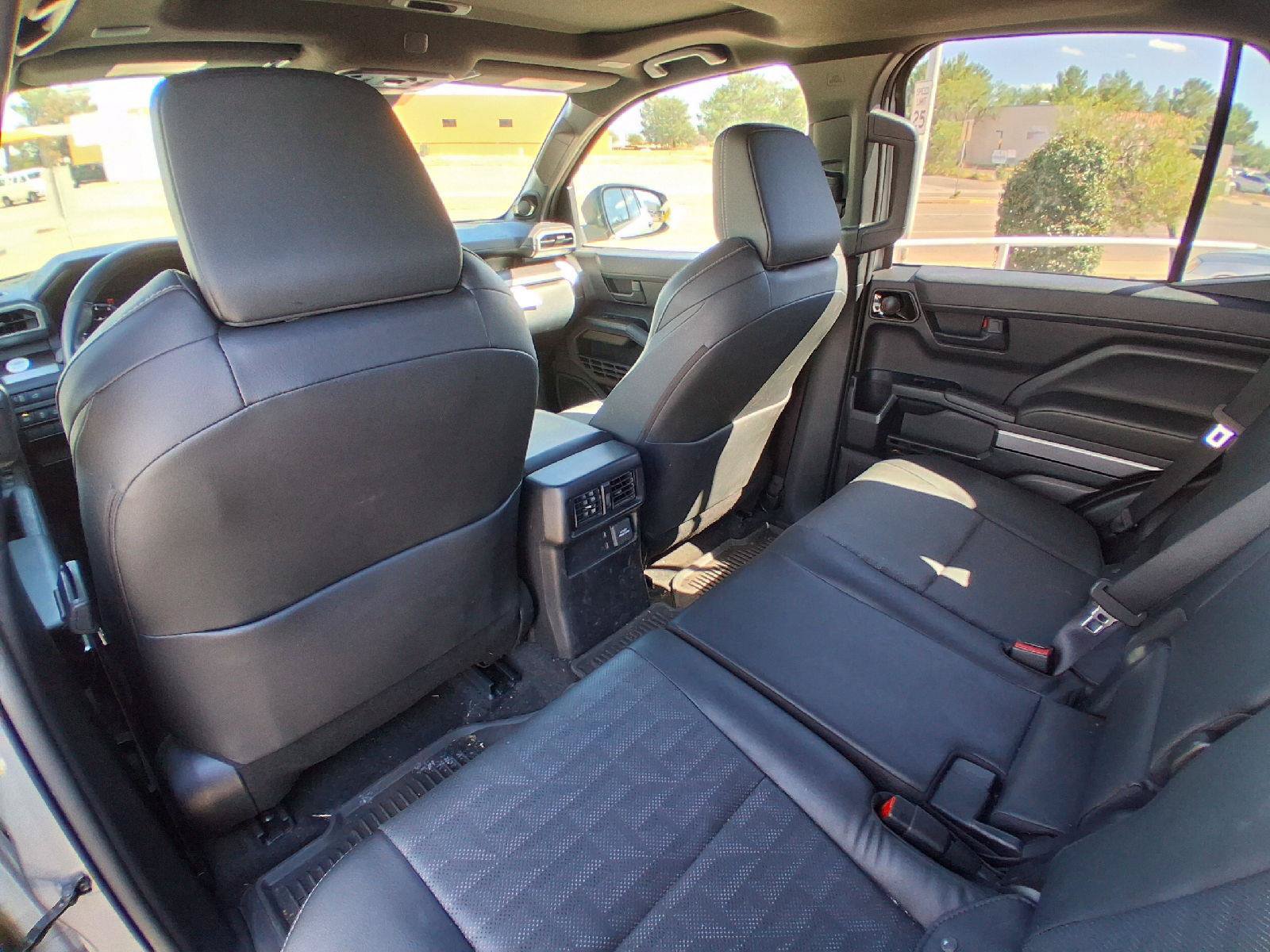 Used 2025 Toyota 4Runner TRD Off-Road Premium AWD/4WD image 19