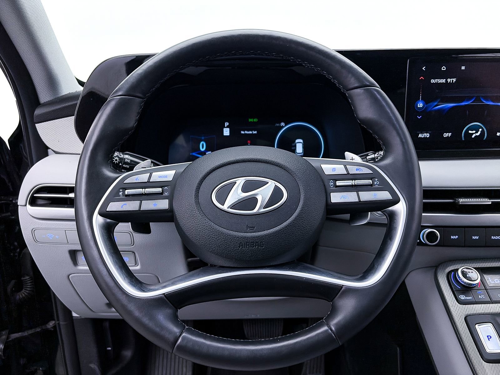 Used 2024 Hyundai Palisade SEL image 32