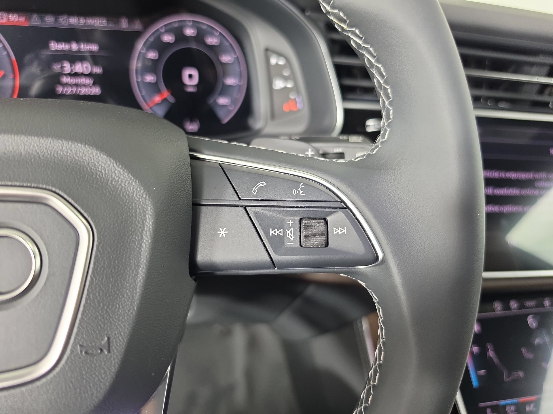 New 2026 Audi Q8 Premium Plus AWD/4WD image 24