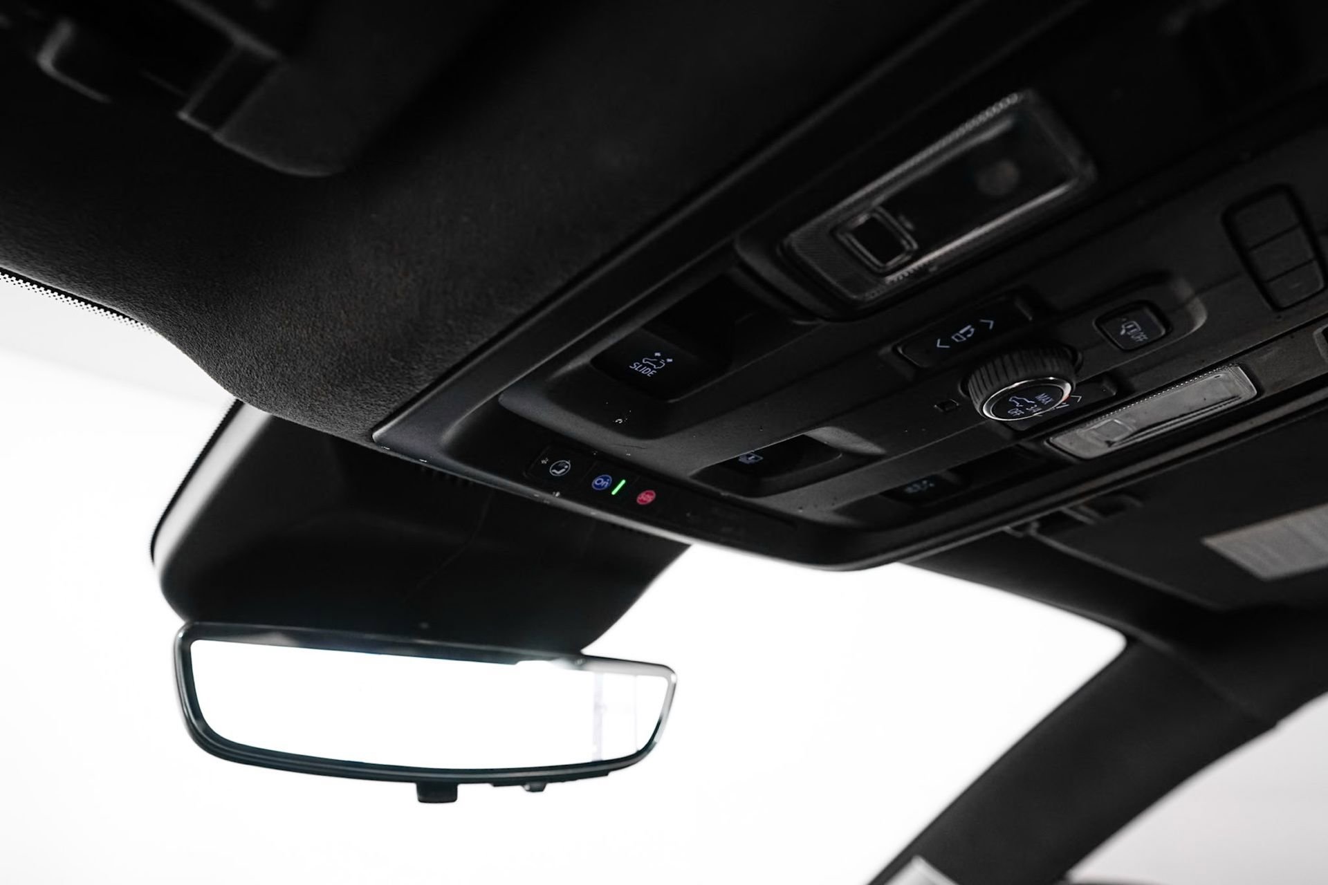 Used 2021 Cadillac Escalade Sport Platinum w/ LPO, ONYX Package image 22