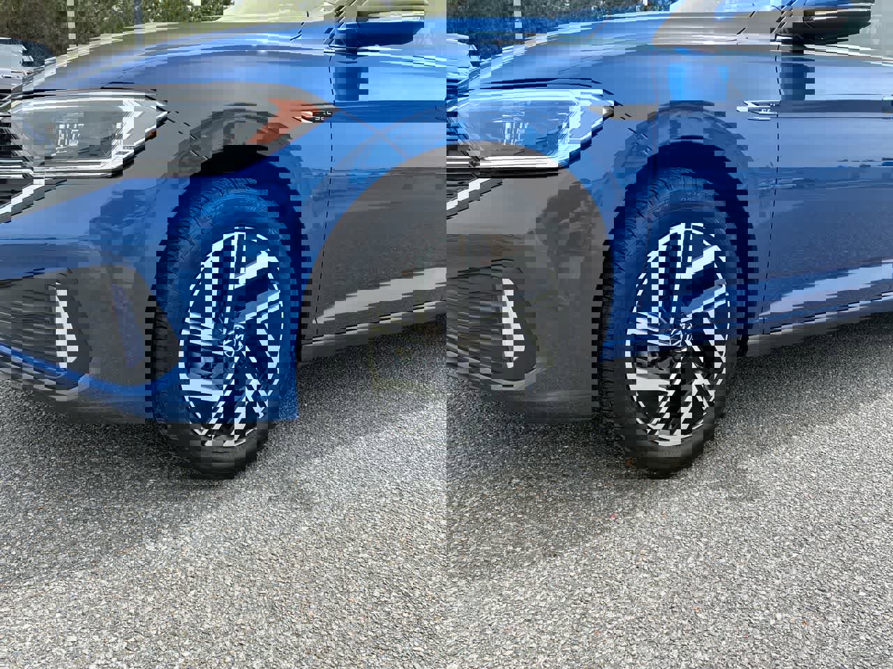 Used 2024 Volkswagen Jetta SEL image 33