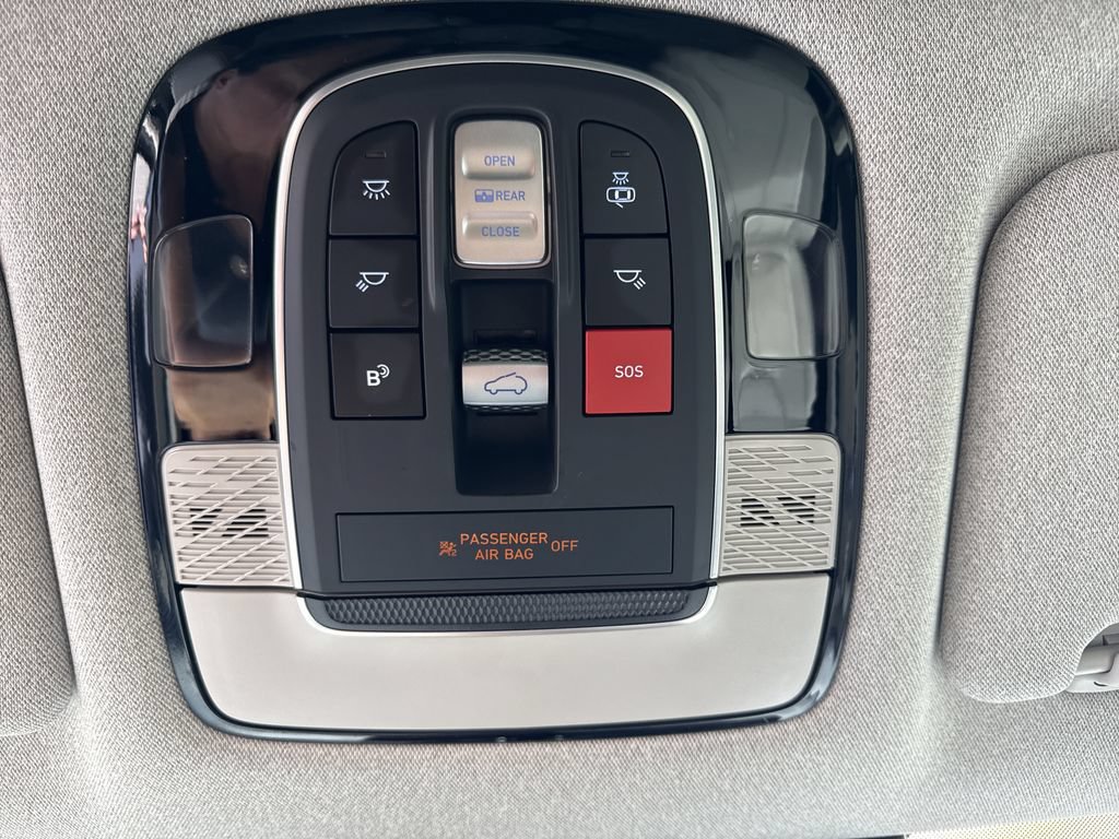 Used 2024 Hyundai Palisade Limited FWD image 29