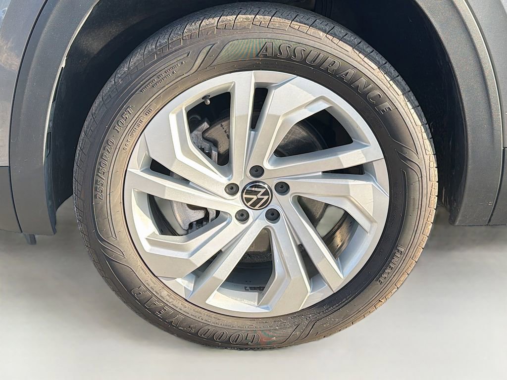 Used 2022 Volkswagen Atlas SEL AWD/4WD image 43