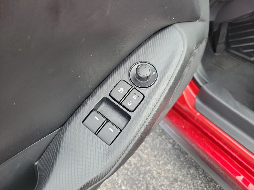 Used 2025 MAZDA MX-5 Miata Sport RWD image 22