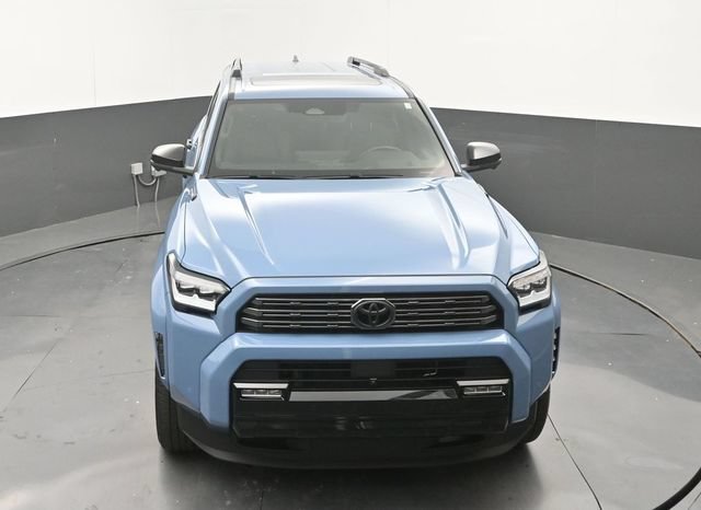 Used 2025 Toyota 4Runner Platinum AWD/4WD image 29