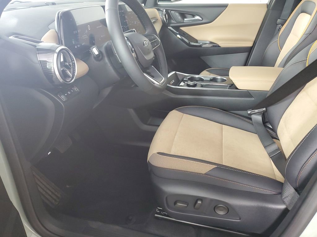 New 2026 Chevrolet Equinox ACTIV AWD/4WD image 11