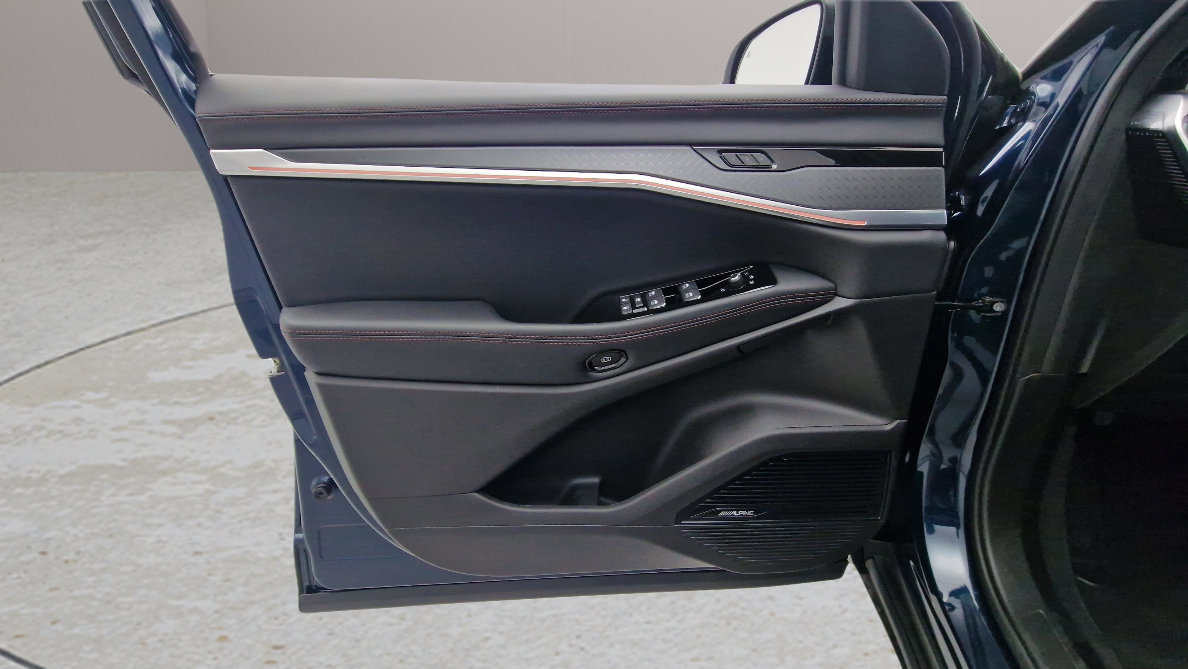 New 2025 Jeep Wagoneer Limited image 39