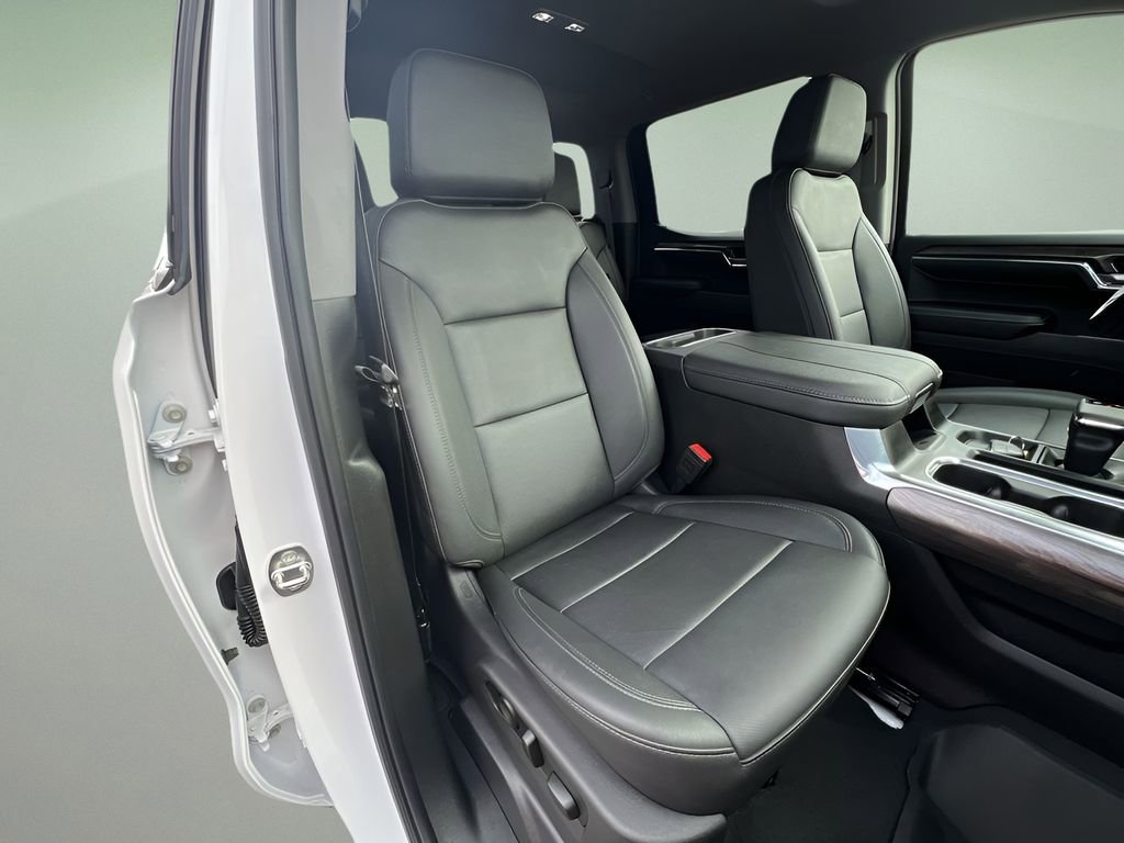 Certified 2024 Chevrolet Silverado 1500 LTZ image 28