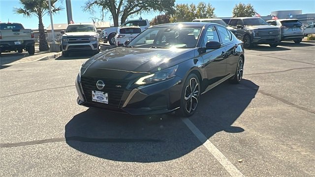 Used 2023 Nissan Altima 2.5 SR image 7
