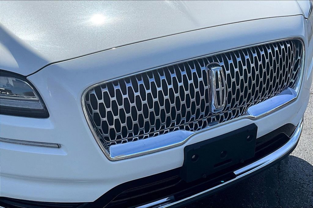 Used 2021 Lincoln Nautilus AWD w/ Equipment Group 101A image 35