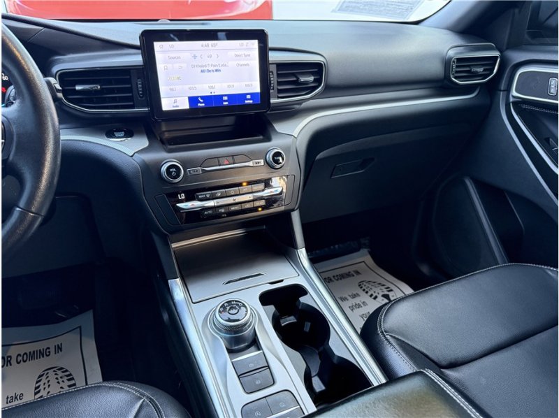 Used 2020 Ford Explorer XLT w/ Equipment Group 202A image 47