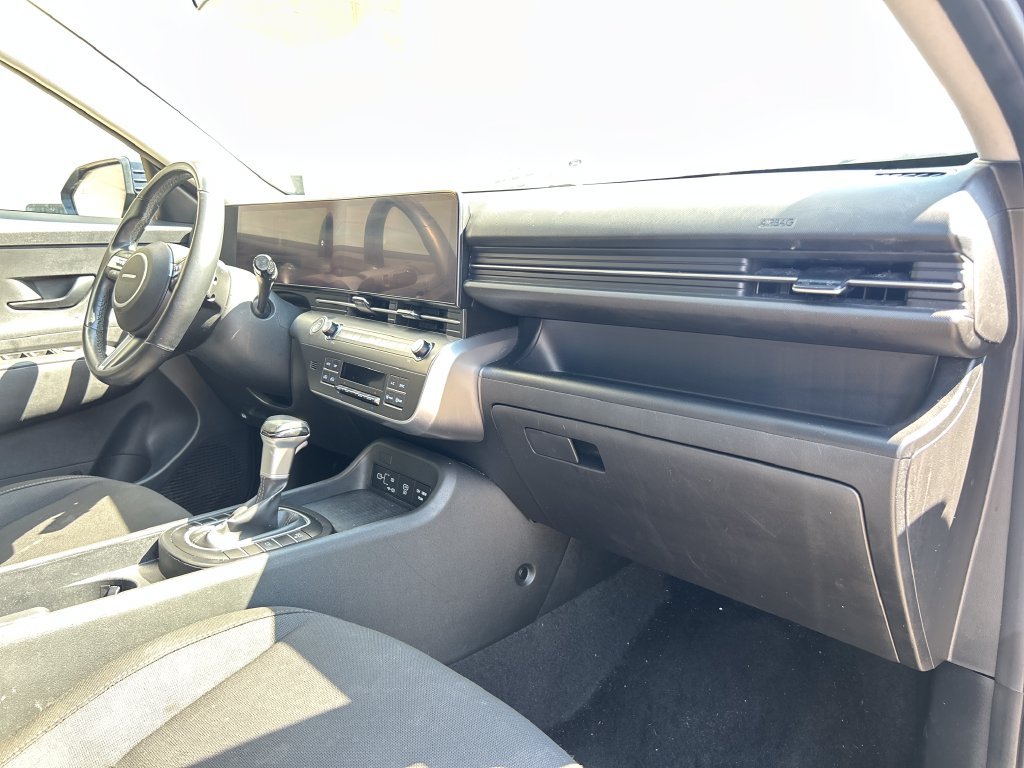 Used 2025 Hyundai Kona SEL FWD image 15