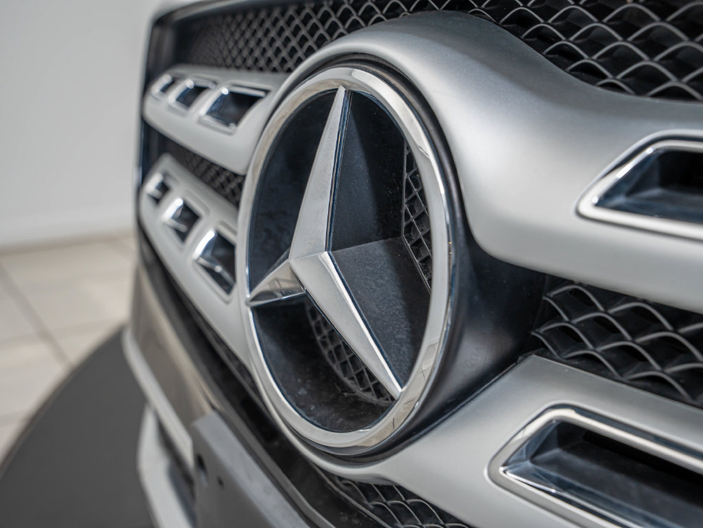 Used 2019 Mercedes-Benz GLA 250 4MATIC image 3