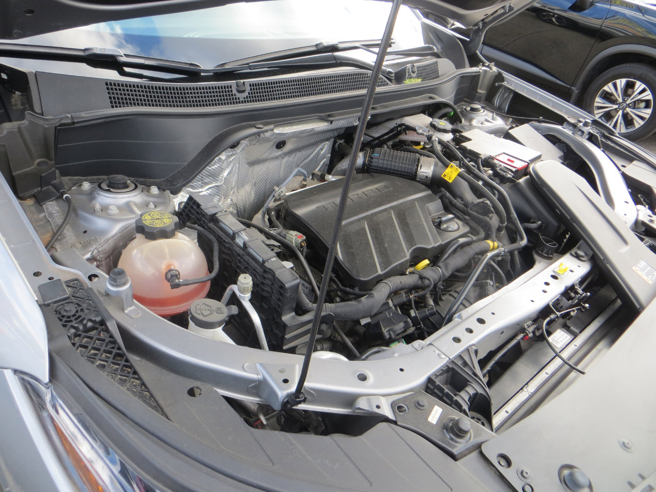 Used 2024 Chevrolet Trax RS w/ Driver Confidence Package image 4