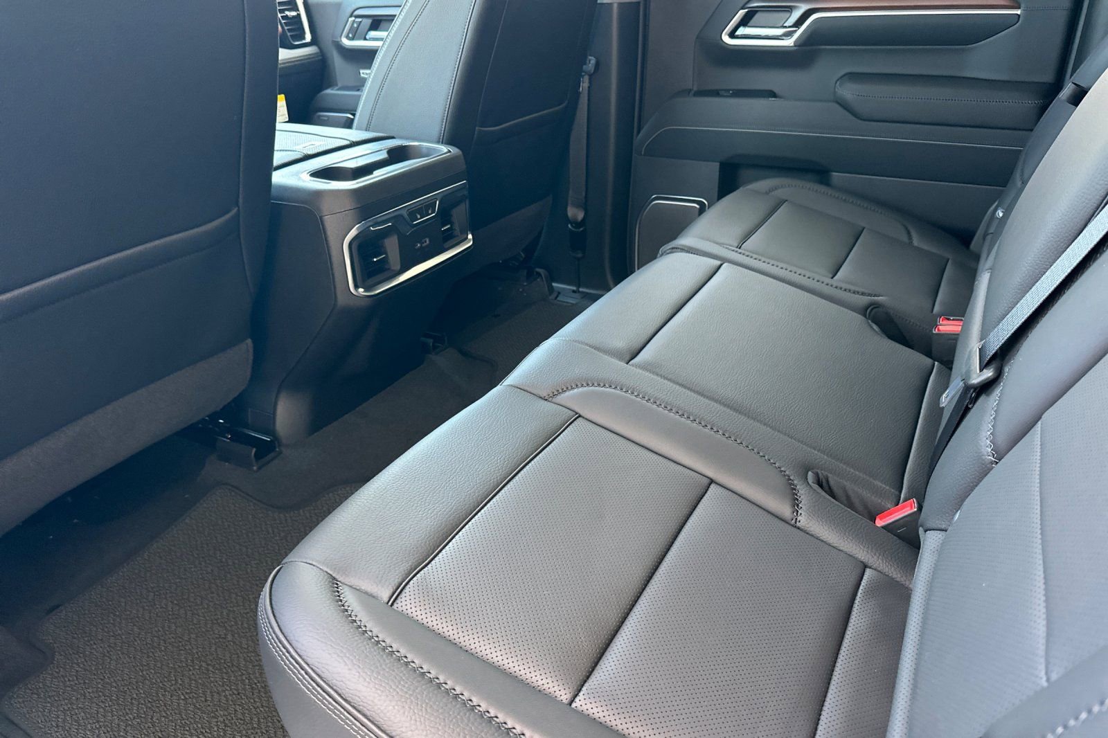 New 2026 GMC Sierra 1500 Denali w/ Denali Reserve Package AWD/4WD image 13