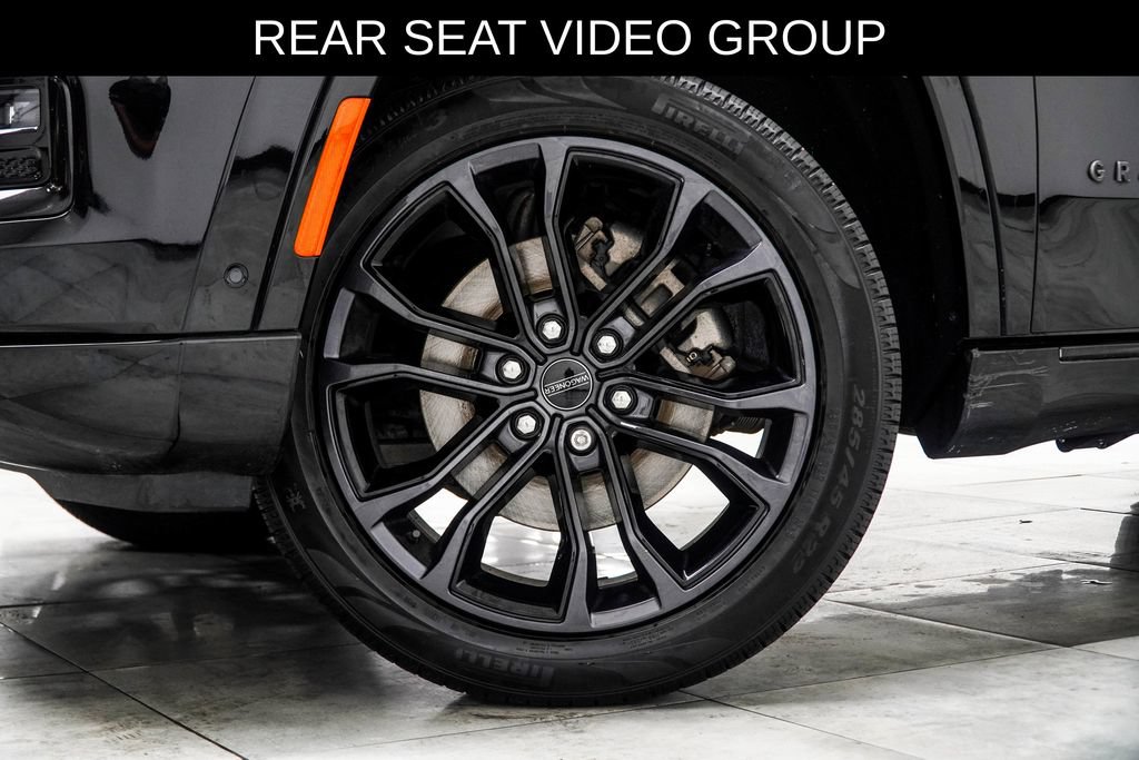 Used 2023 Jeep Grand Wagoneer Series III w/ Rear Seat Video Group 1 AWD/4WD image 3