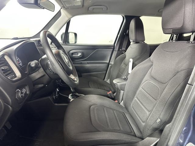 Used 2022 Jeep Renegade Latitude image 34