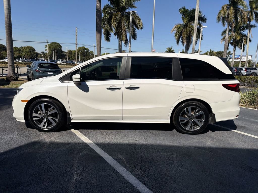 Certified 2024 Honda Odyssey Touring image 5
