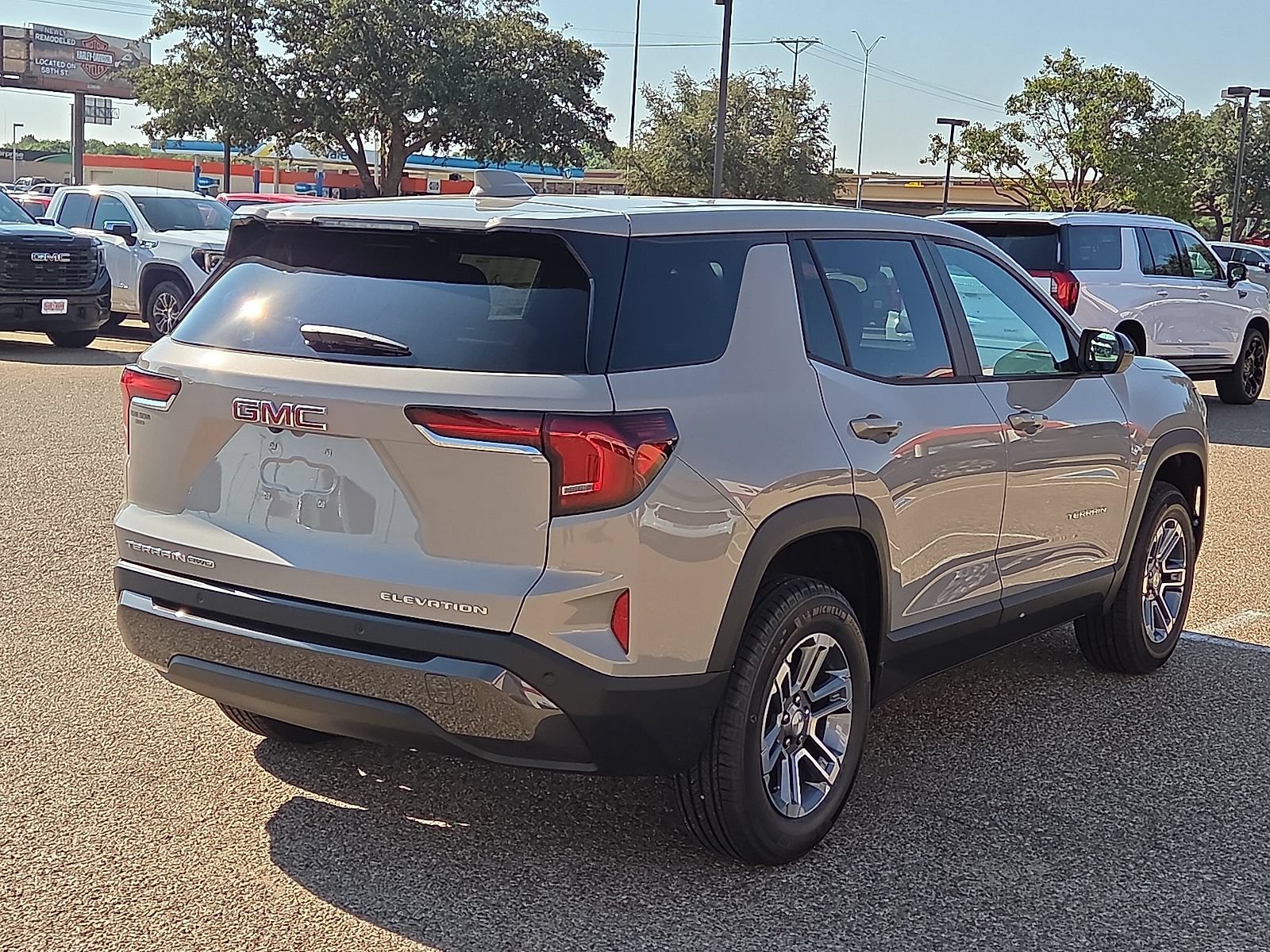 New 2027 GMC Terrain Elevation AWD/4WD image 4