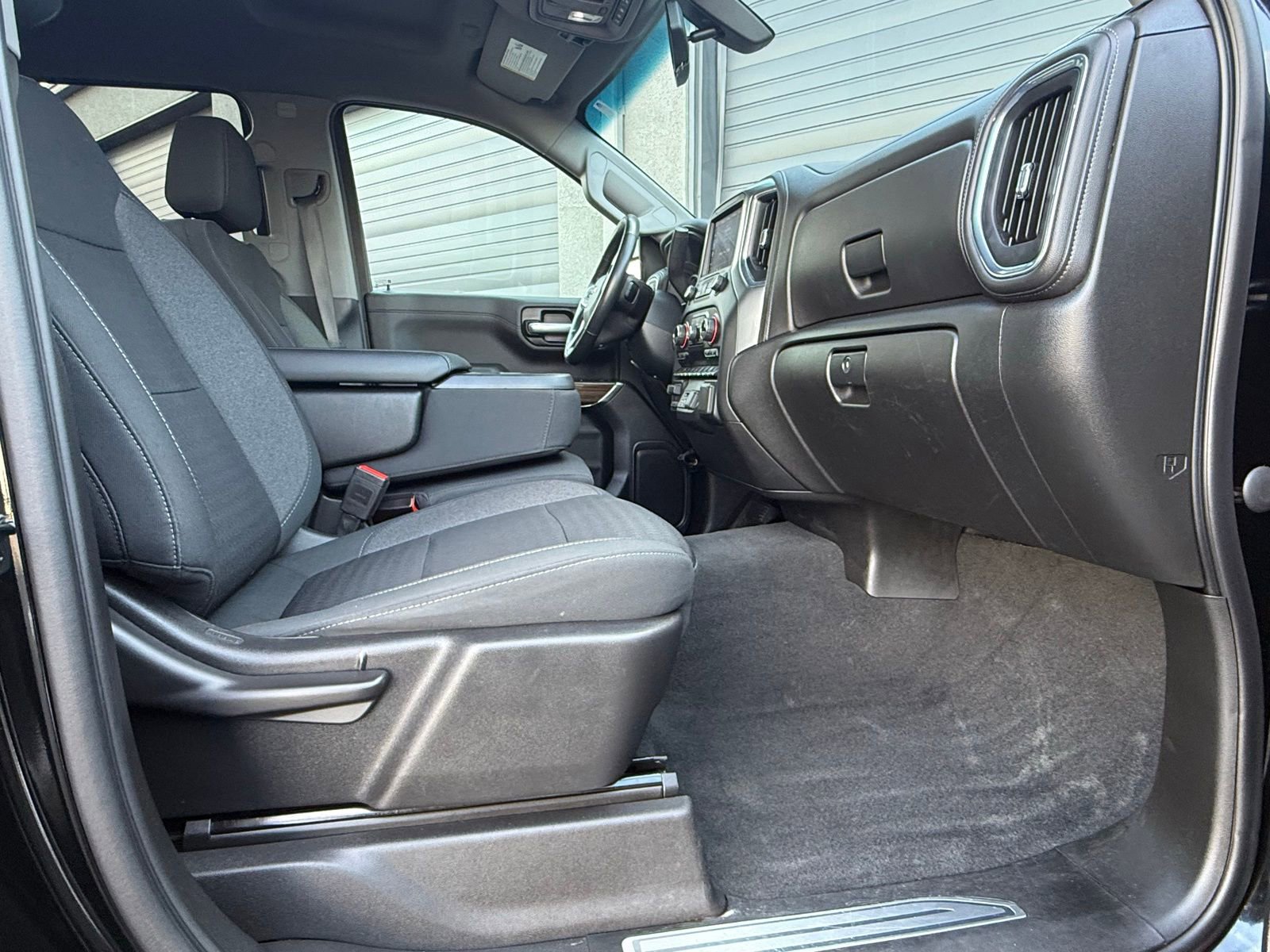 Used 2020 Chevrolet Silverado 1500 LT w/ True North Edition image 24