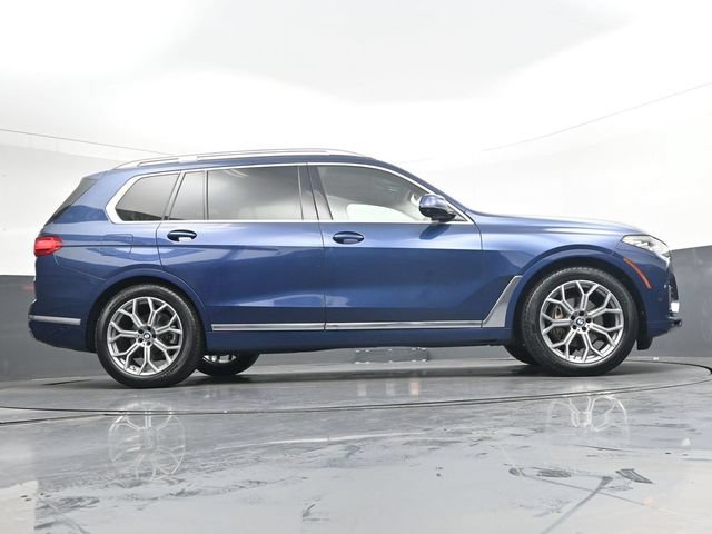 Used 2022 BMW X7 xDrive40i w/ Parking Assistance Package AWD/4WD image 34