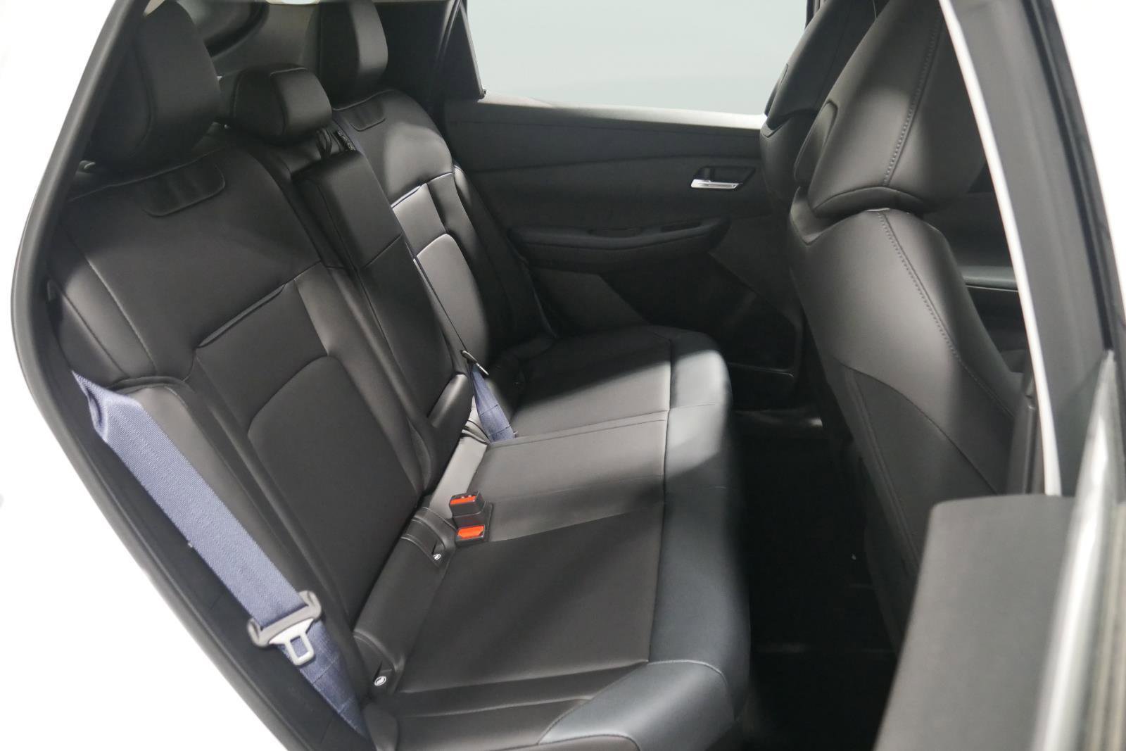 New 2026 Nissan Leaf SV+ w/ Illuminated Package image 16