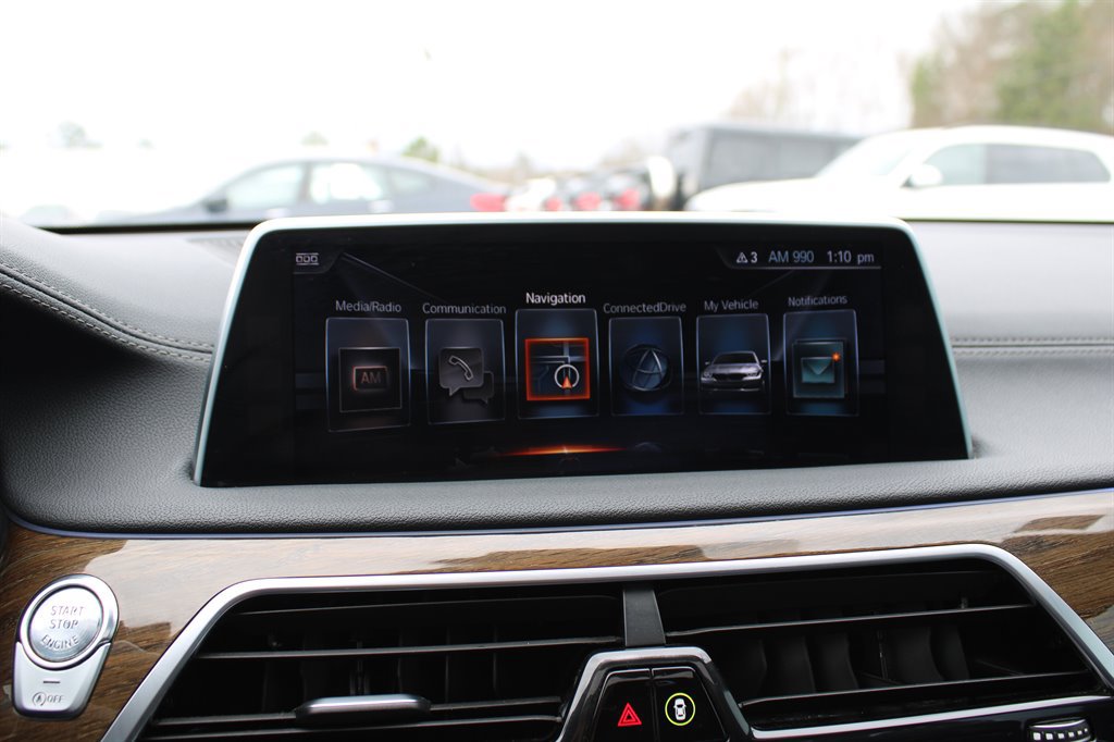 Used 2016 BMW 750i xDrive AWD/4WD image 22