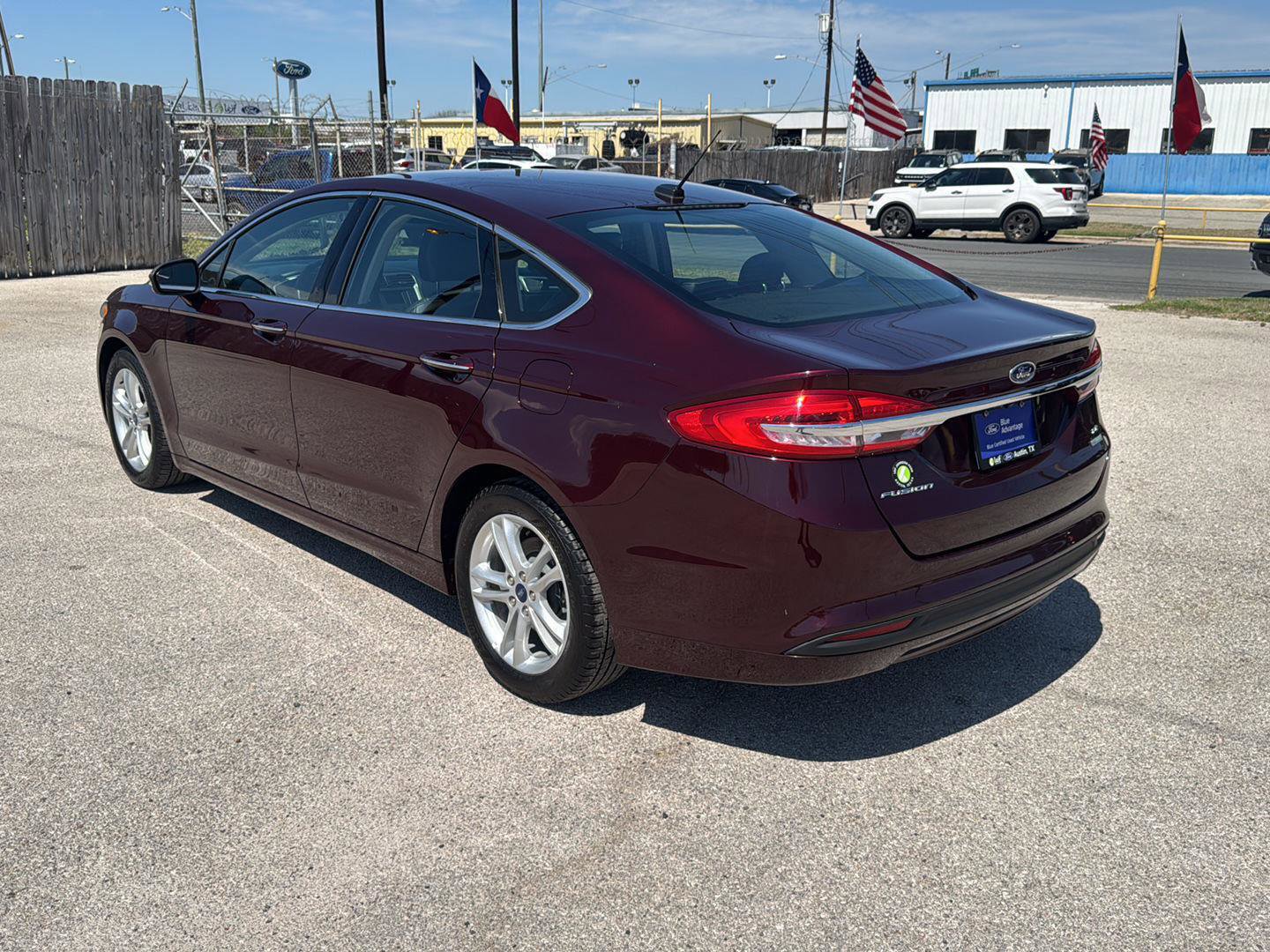 Used 2018 Ford Fusion SE image 5