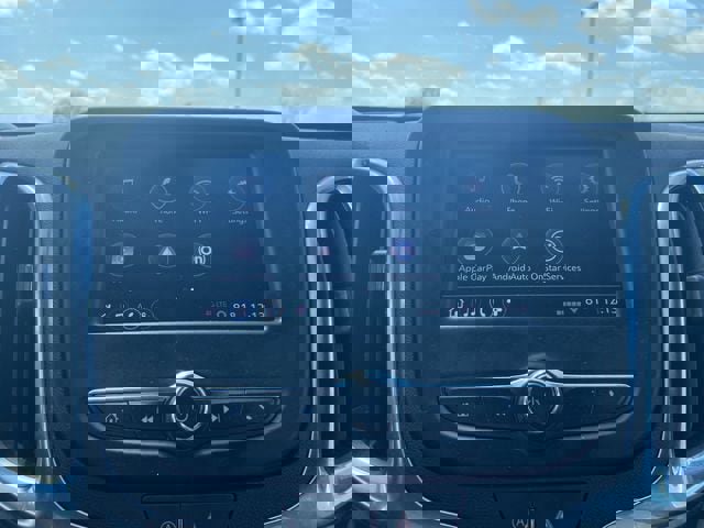 Used 2024 Chevrolet Equinox LT FWD image 27