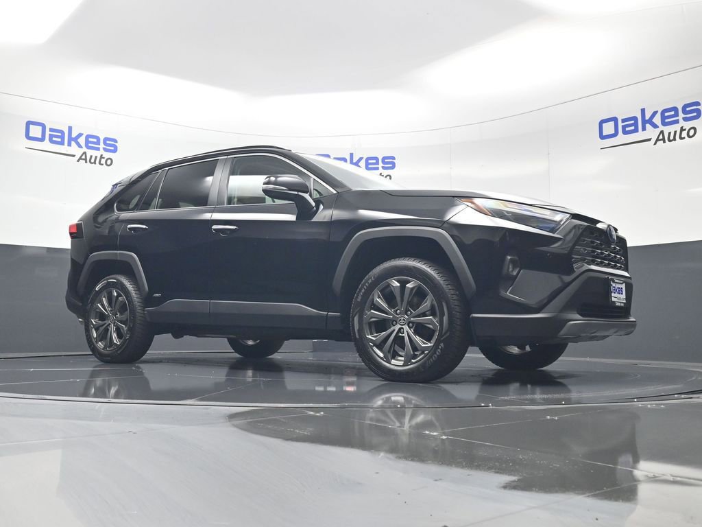 Used 2023 Toyota RAV4 Limited image 40