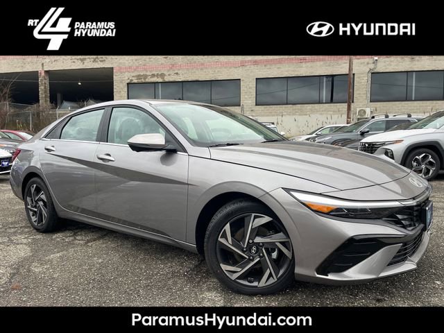 New 2025 Hyundai Elantra Limited