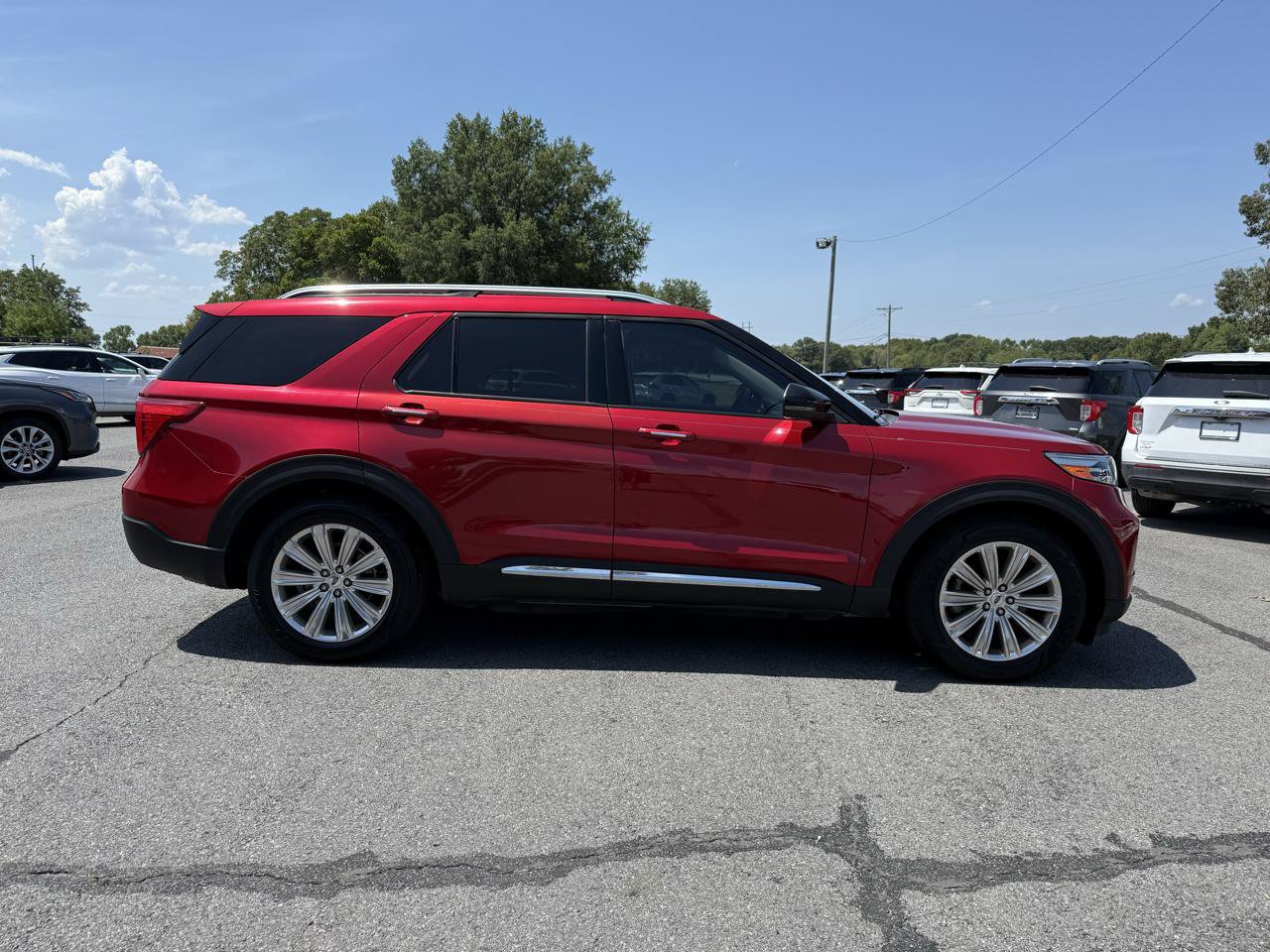 Used 2020 Ford Explorer Limited RWD image 7