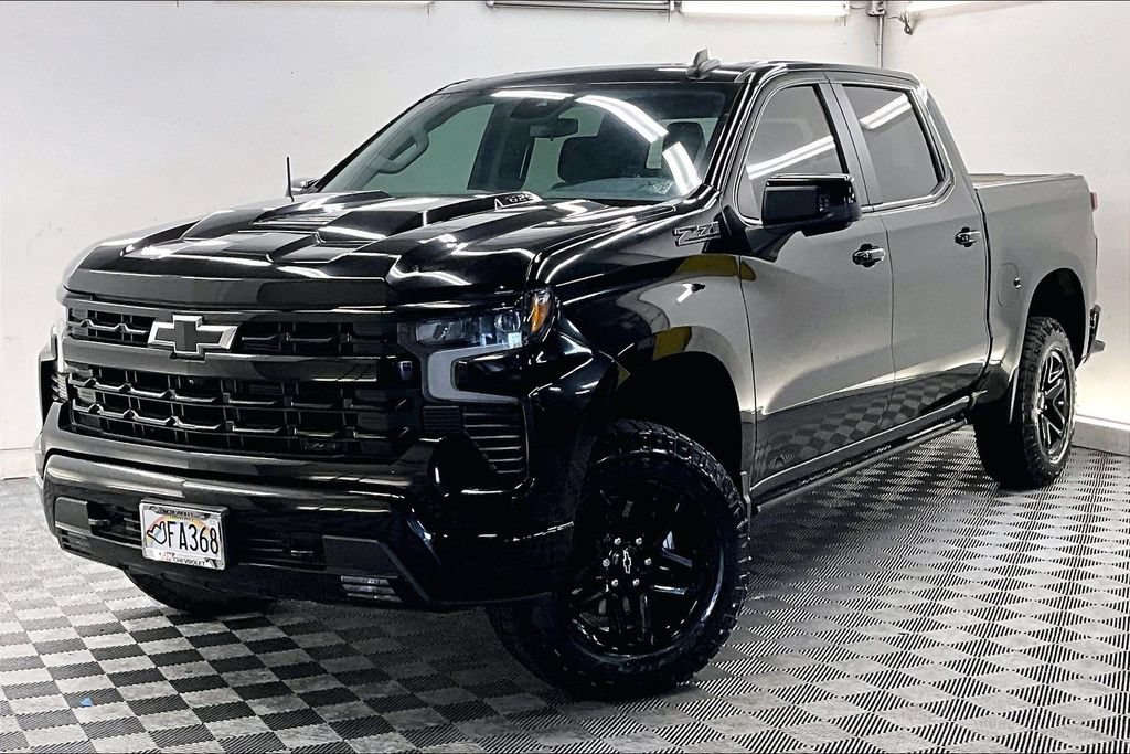 Used 2022 Chevrolet Silverado 1500 LT Trail Boss w/ LT Trail Boss Premium Package AWD/4WD video 1