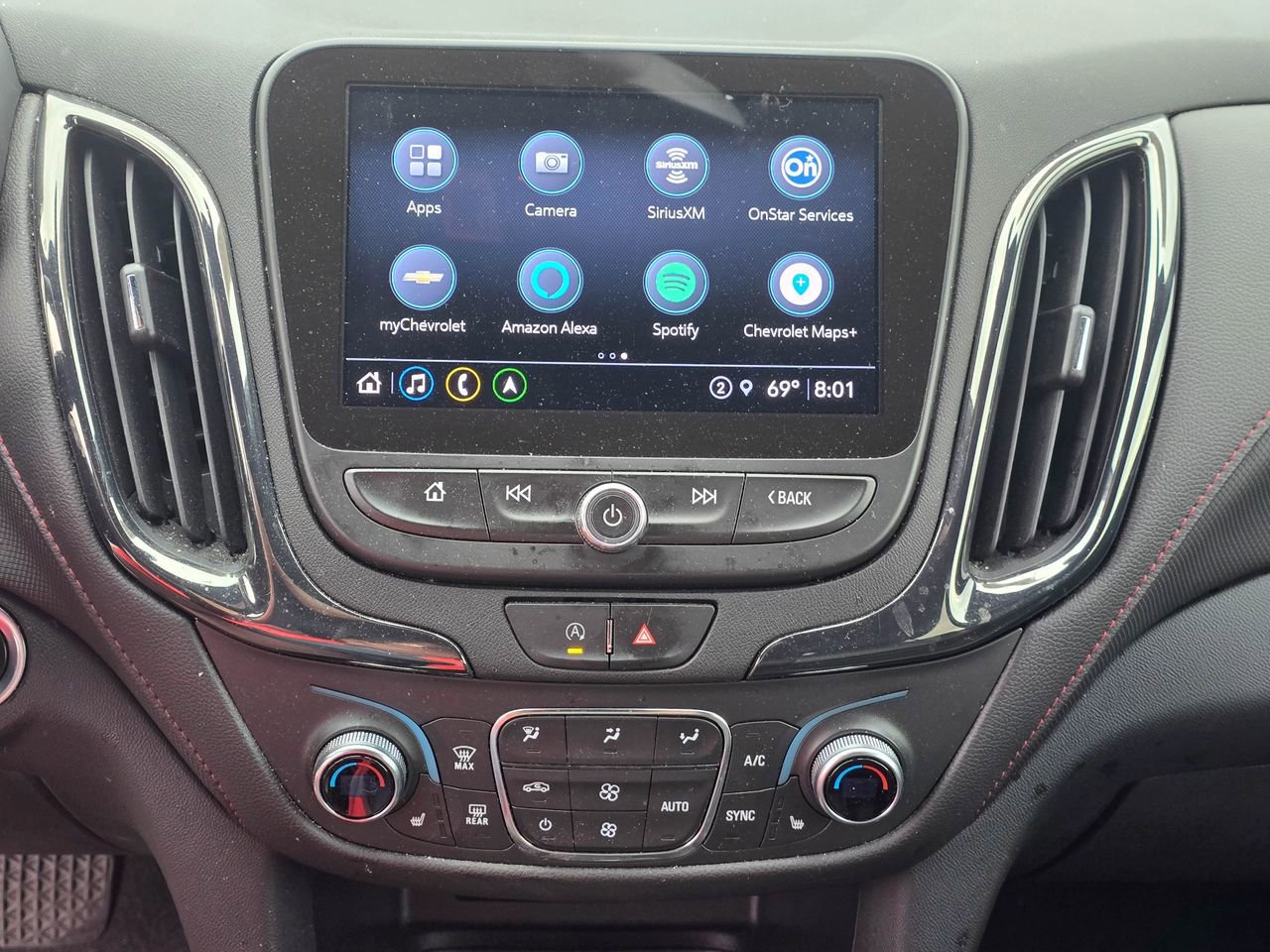 Used 2022 Chevrolet Equinox RS w/ RS Leather Package image 16