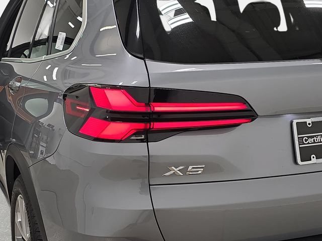 Certified 2025 BMW X5 xDrive40i AWD/4WD image 31