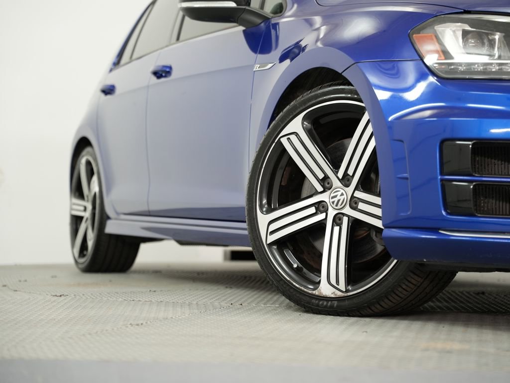Used 2015 Volkswagen Golf R 4-Door AWD/4WD image 17