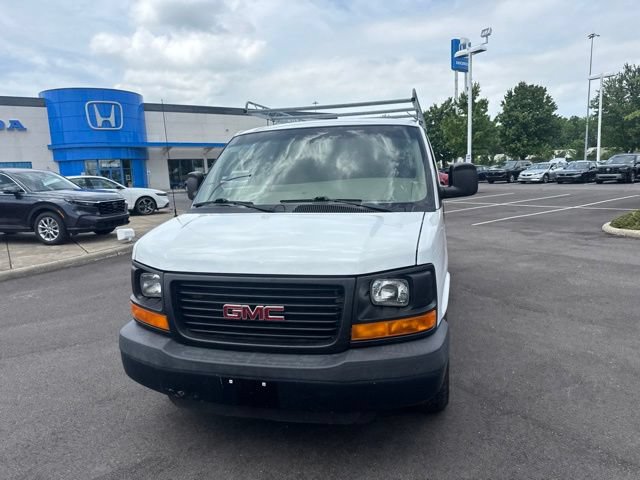 Used 2016 GMC Savana 2500 RWD image 2