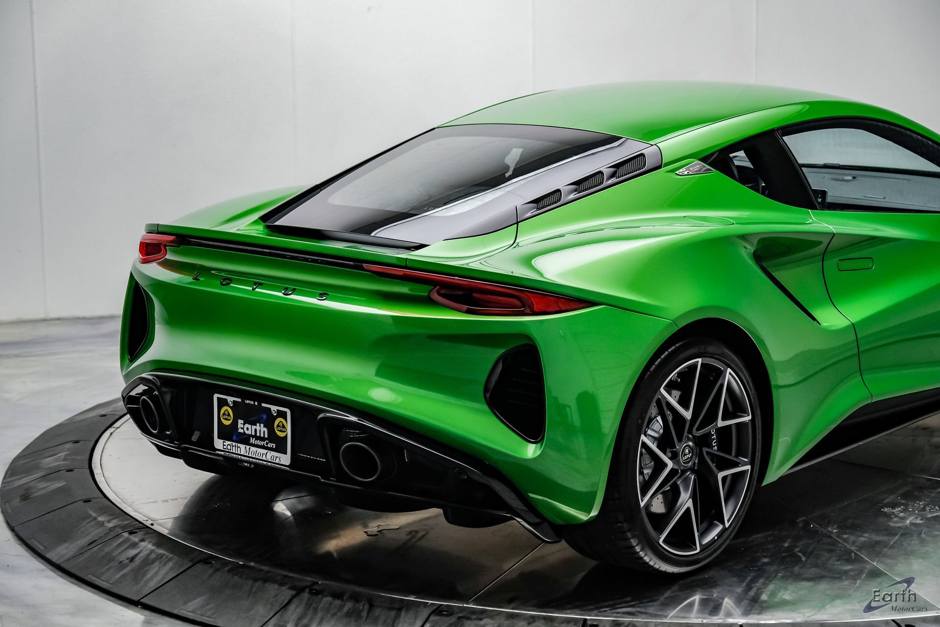 New 2026 Lotus Emira SE RWD image 23