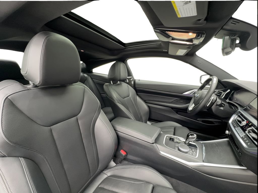 Used 2022 BMW 430i Coupe w/ Convenience Package RWD image 26