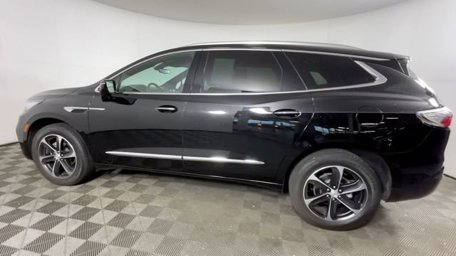 Used 2022 Buick Enclave Essence w/ Sport Touring Edition FWD image 8