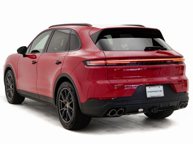 Certified 2025 Porsche Cayenne S AWD/4WD image 3