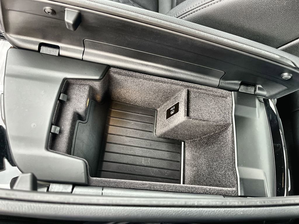 Certified 2022 BMW 530i xDrive w/ Convenience Package image 21