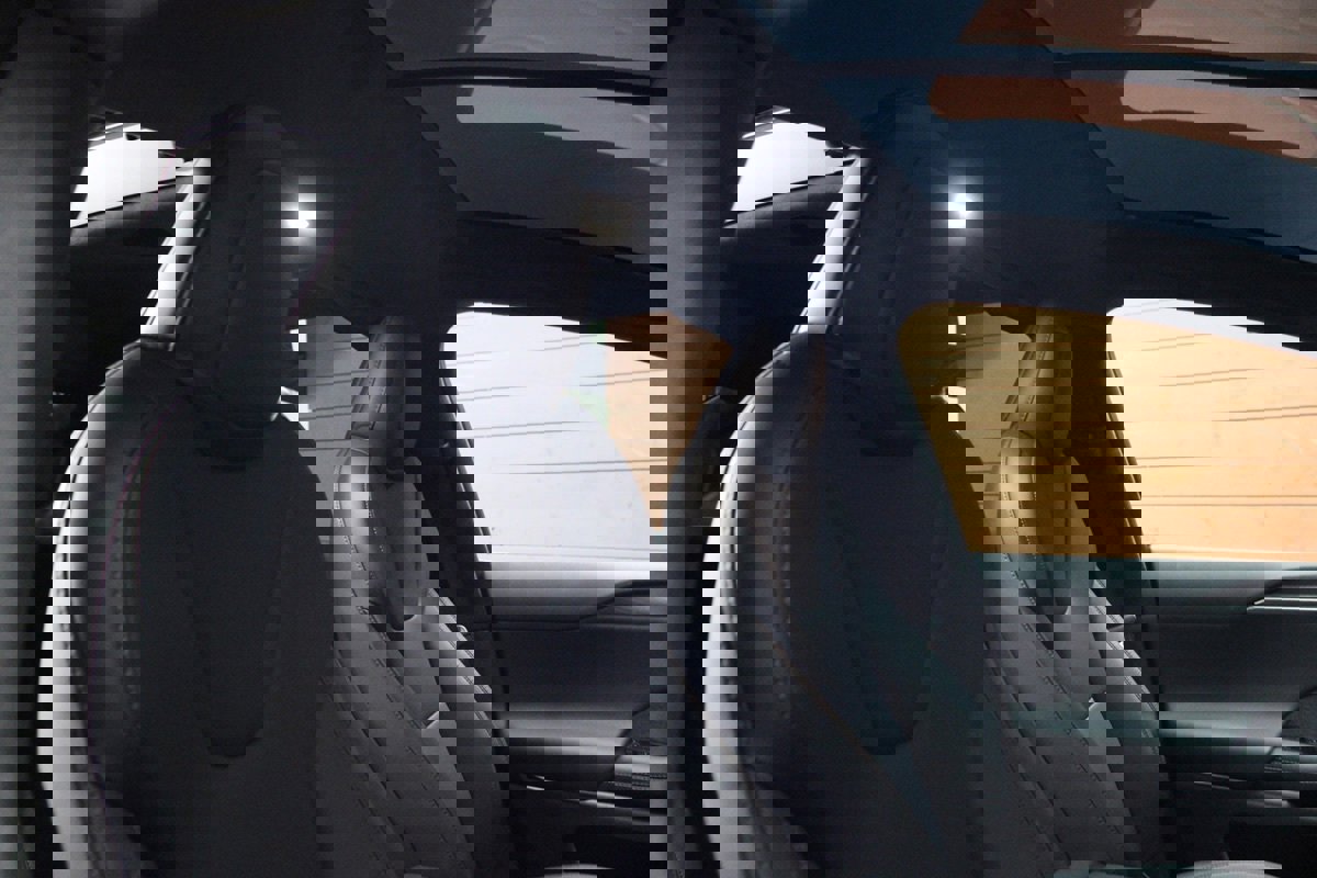 Used 2023 Tesla Model X 6 Seater AWD image 28