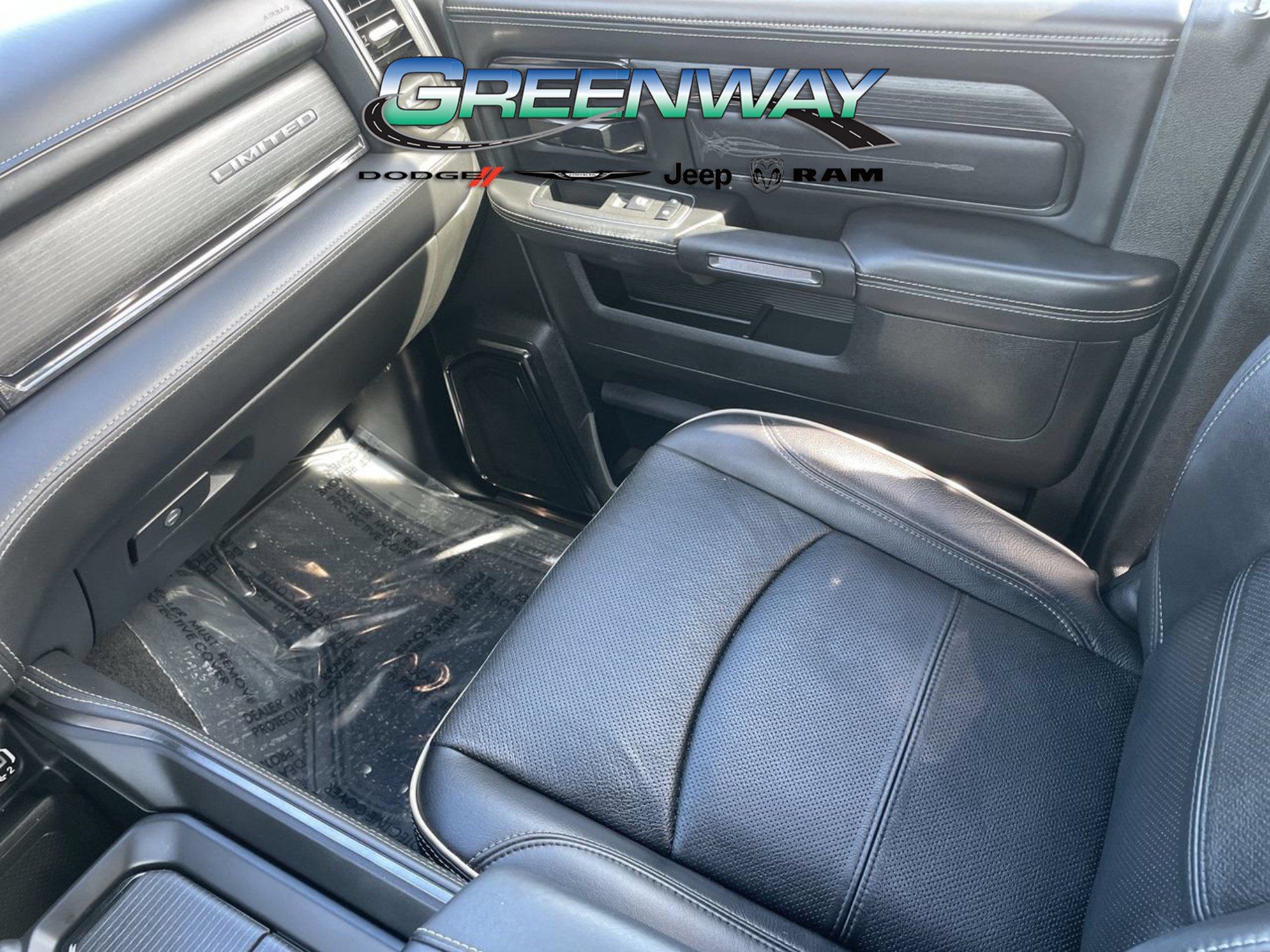 Used 2024 RAM 3500 Limited w/ Night Edition AWD/4WD image 15