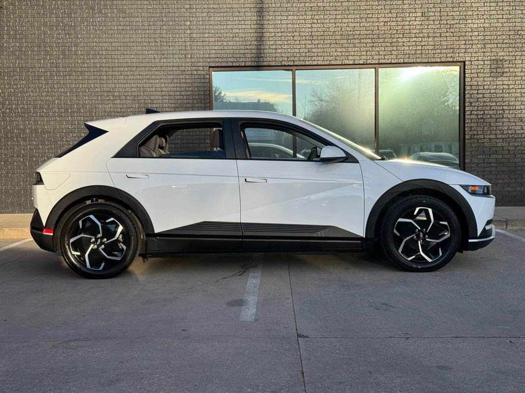 Used 2024 Hyundai Ioniq 5 SEL AWD/4WD image 12